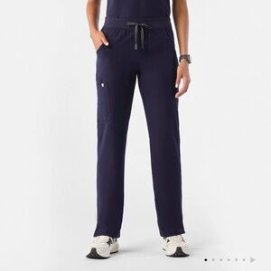 FIGS Kade Cargo Scrub Pant